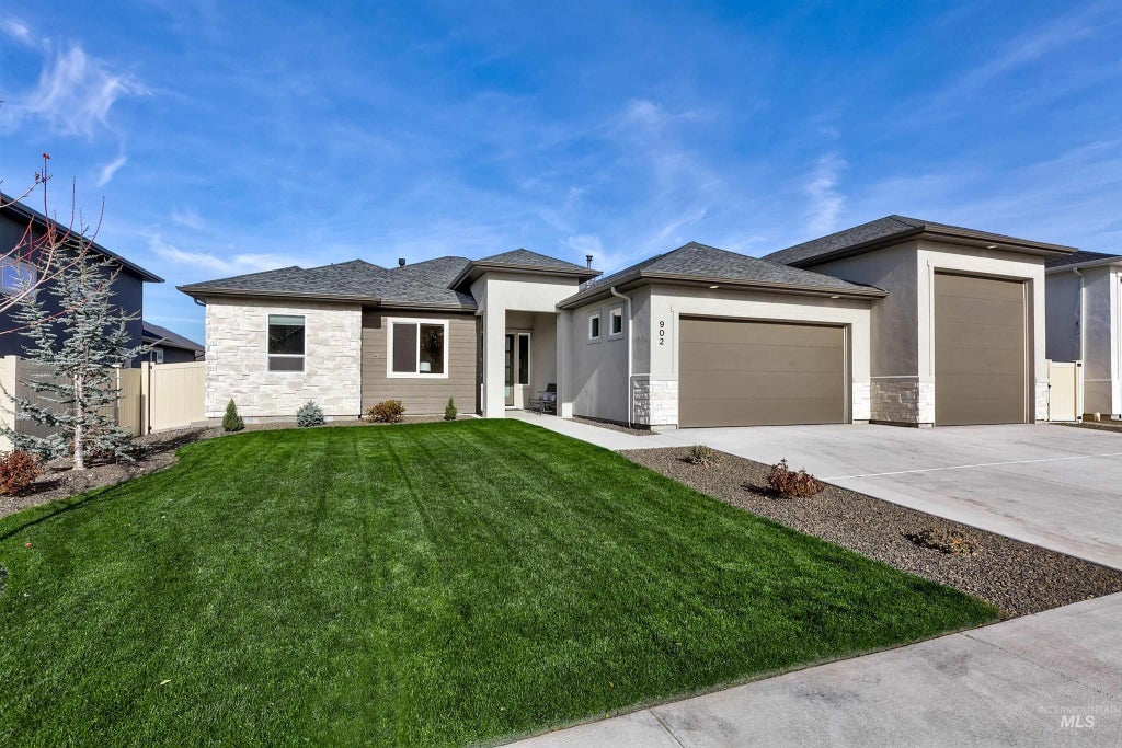 902 W Loretta St, Meridian