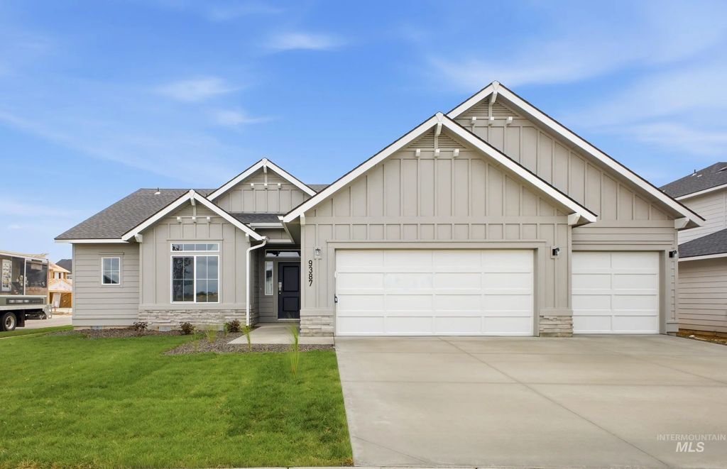 9387 W Blazing Star St, Nampa