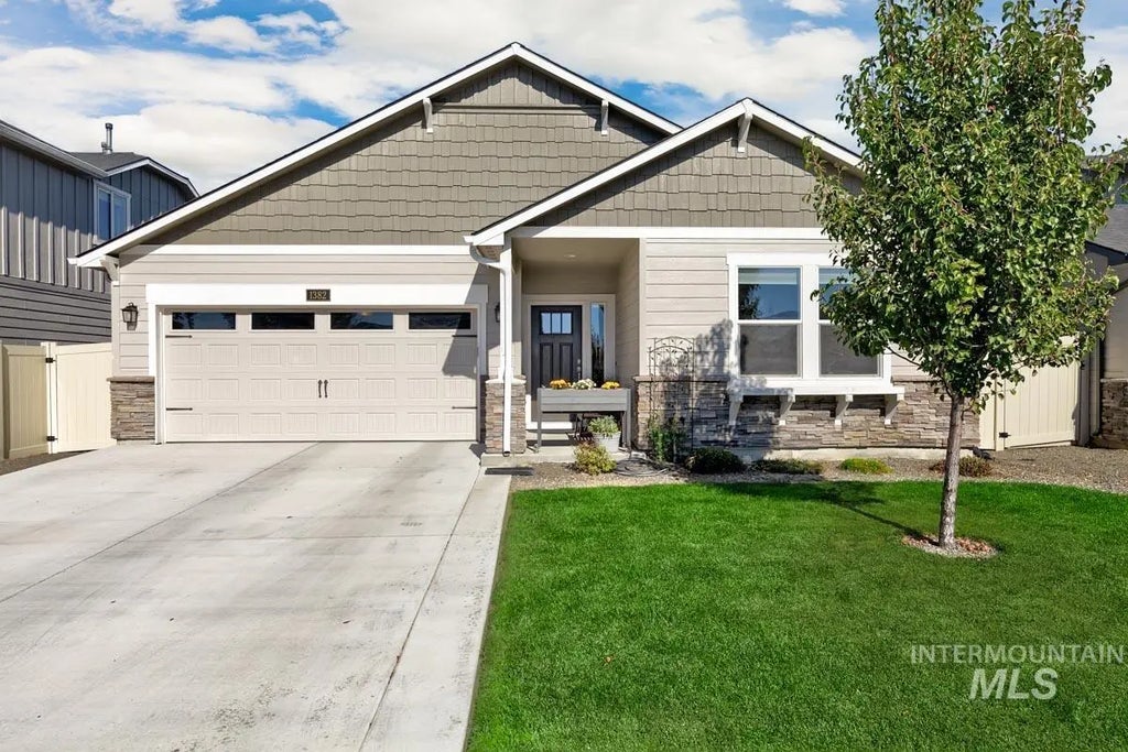 1382 W Kelby Avenue, Nampa