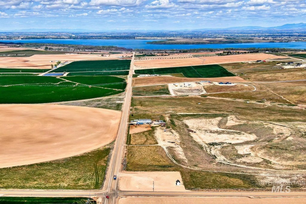 9002 Deer Flat, Nampa