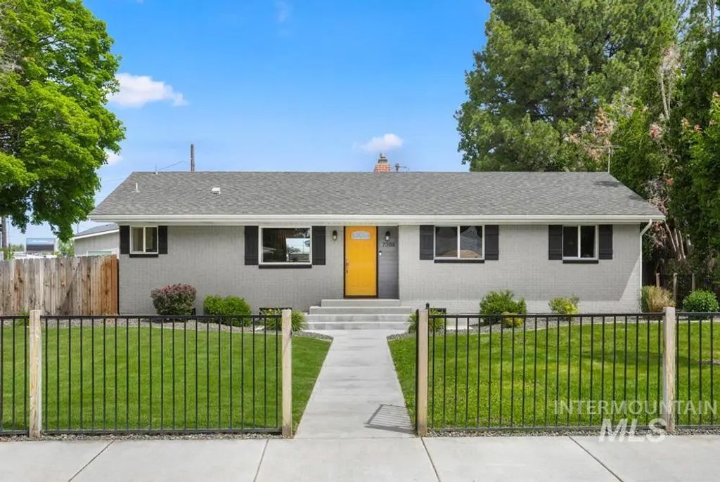 7308 W Maxwell Dr, Boise