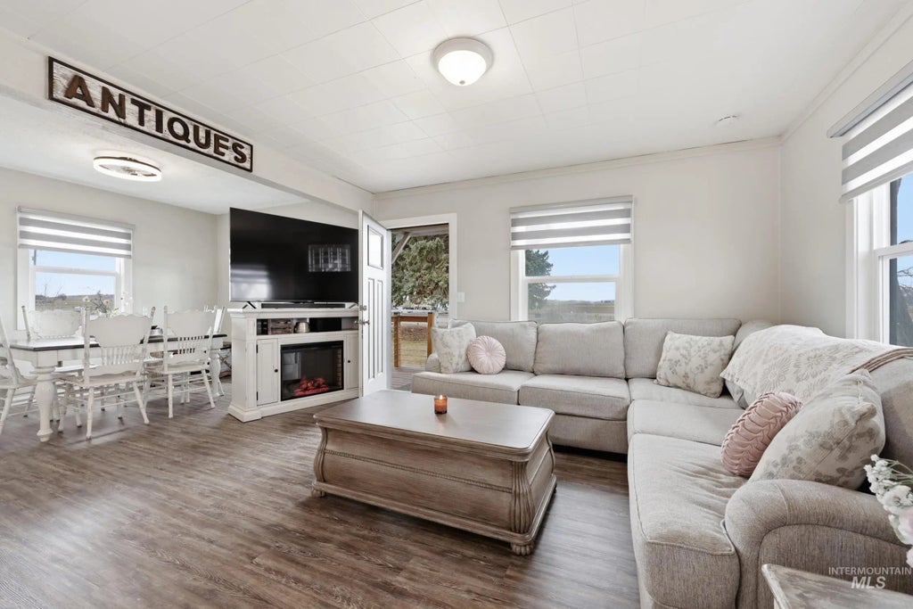 9762 Deer Flat Rd, Nampa