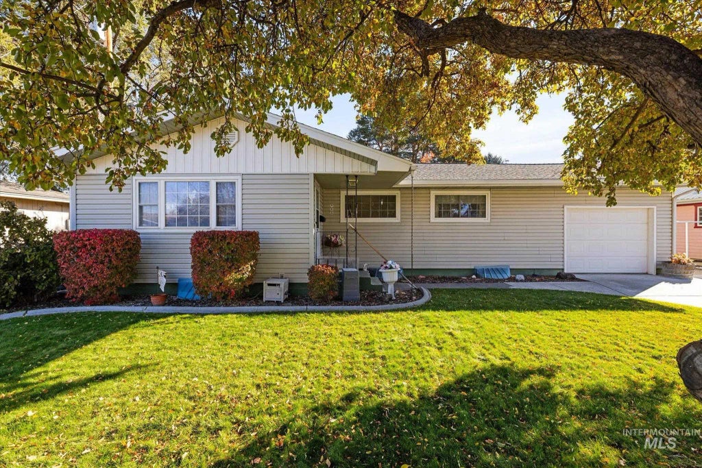 980 N 6th E. St, Mountain Home