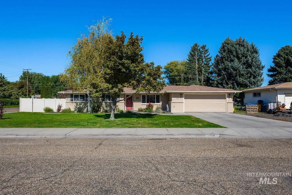 448 W Bird, Nampa