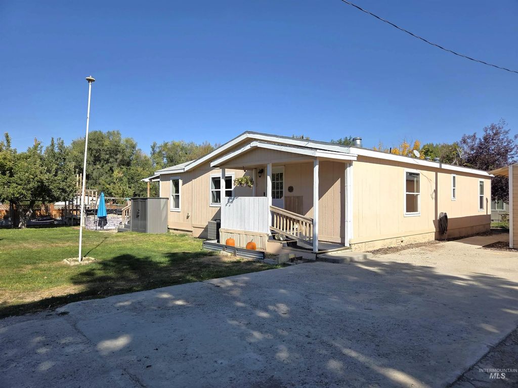 4412 Diane St, Nampa