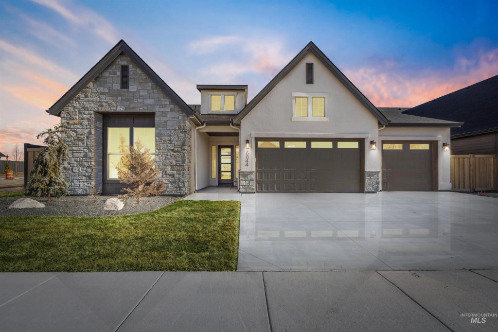 6844 S Messner Way, Meridian