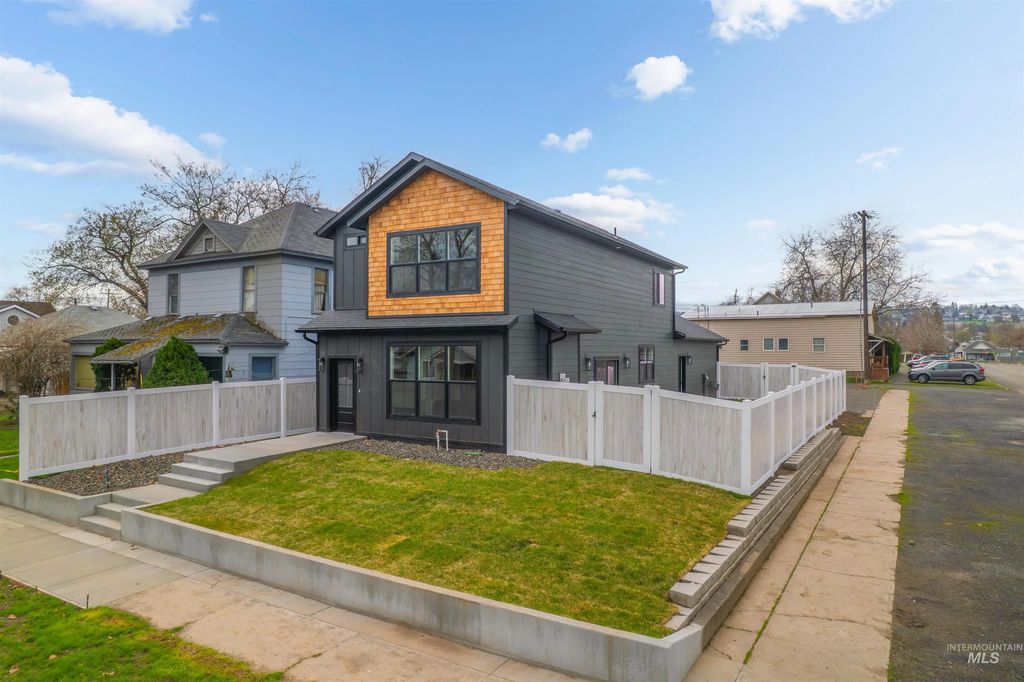 1304 9th Avenue, Lewiston
