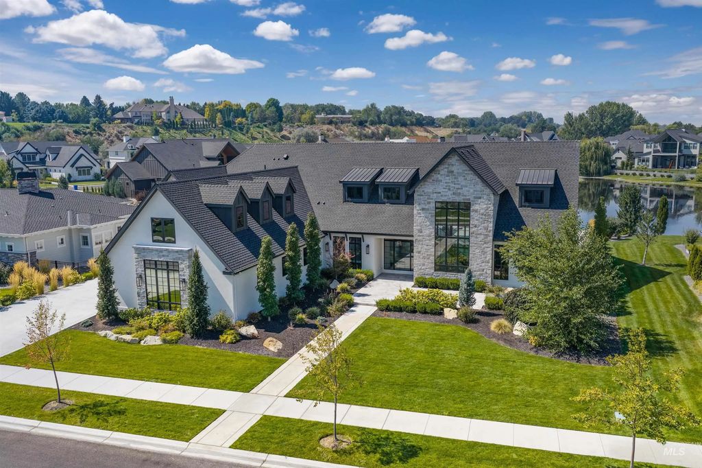 2345 S Mallard Wing Way, Eagle