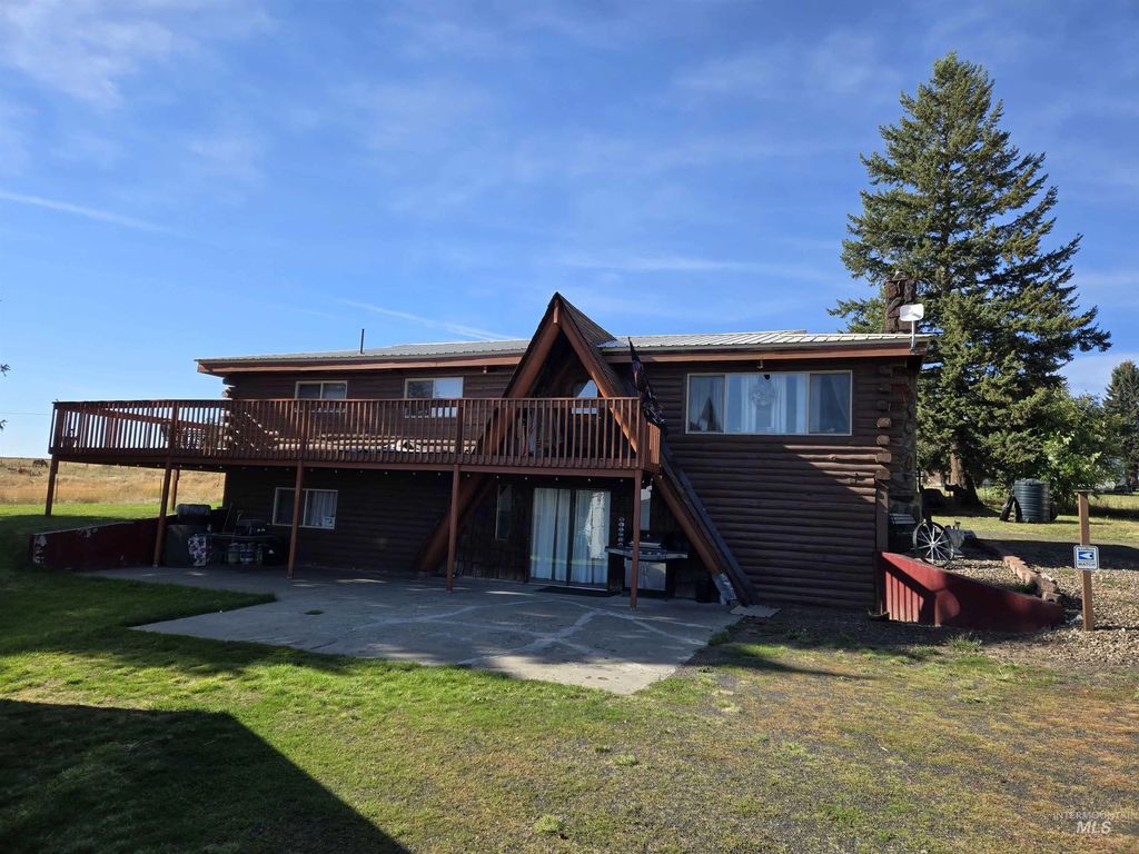 215 Camas Ln, Craigmont