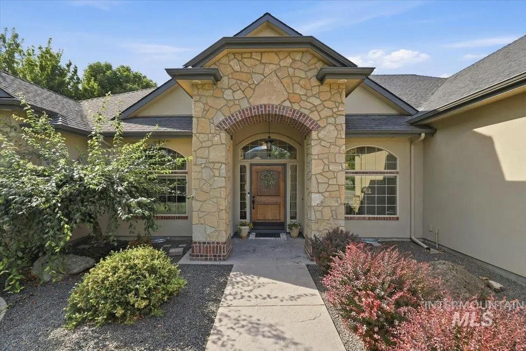 4465 W Escalante Dr, Eagle