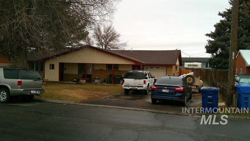 1205 Lawndale Dr., Twin Falls