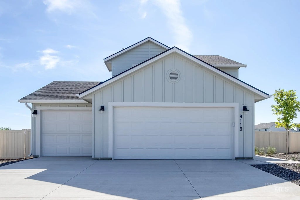 2895 E Boulder Basin Dr, Kuna