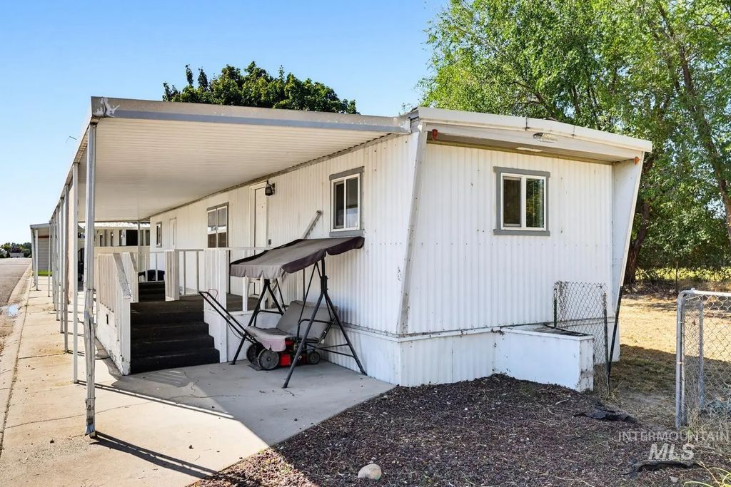 1715 W Flamingo Ave #71, Nampa