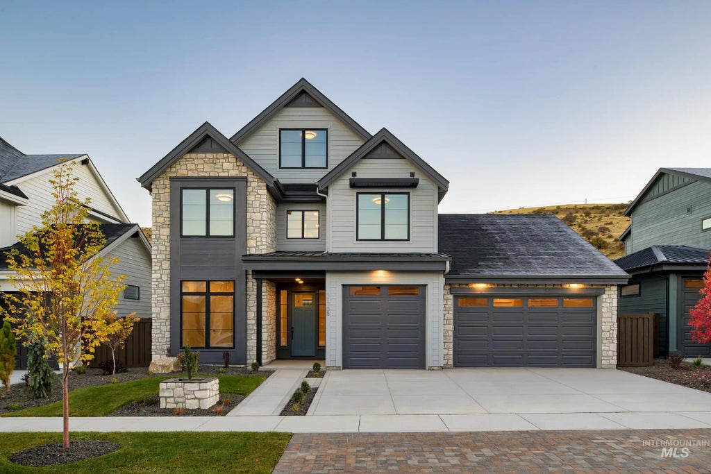 11708 N Rabbitbrush Way, Boise