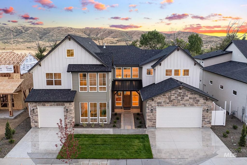 7061 W Waxwing Dr, Boise
