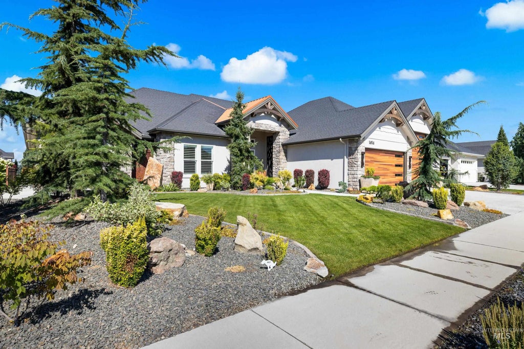 1494 N Longhorn Ave, Eagle