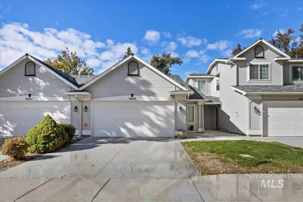 4609 N Carlsbad Way, Boise