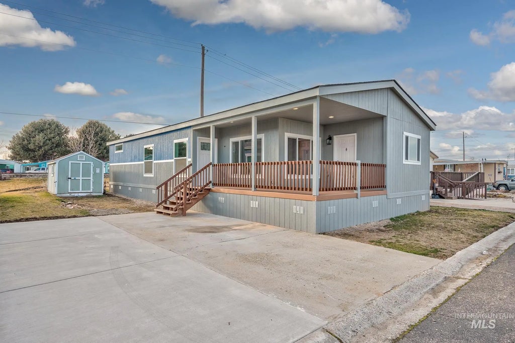 2750 Alden Rd #8, Fruitland