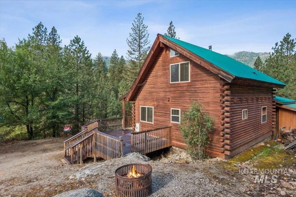 4 Sunny Ridge Ln, Garden Valley