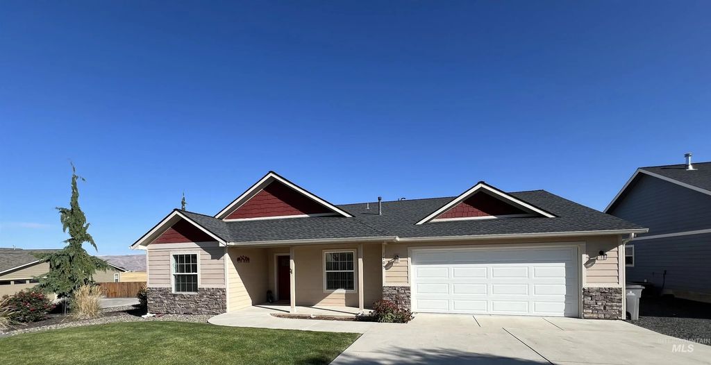 1705 Pioneer Dr., Lewiston
