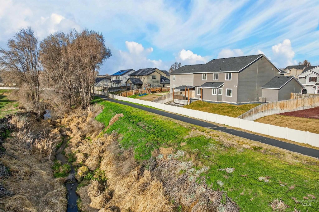 3525 S Fork Ave, Nampa