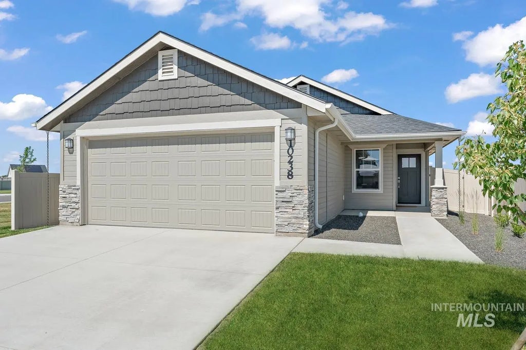 10079 Longtail Drive, Nampa