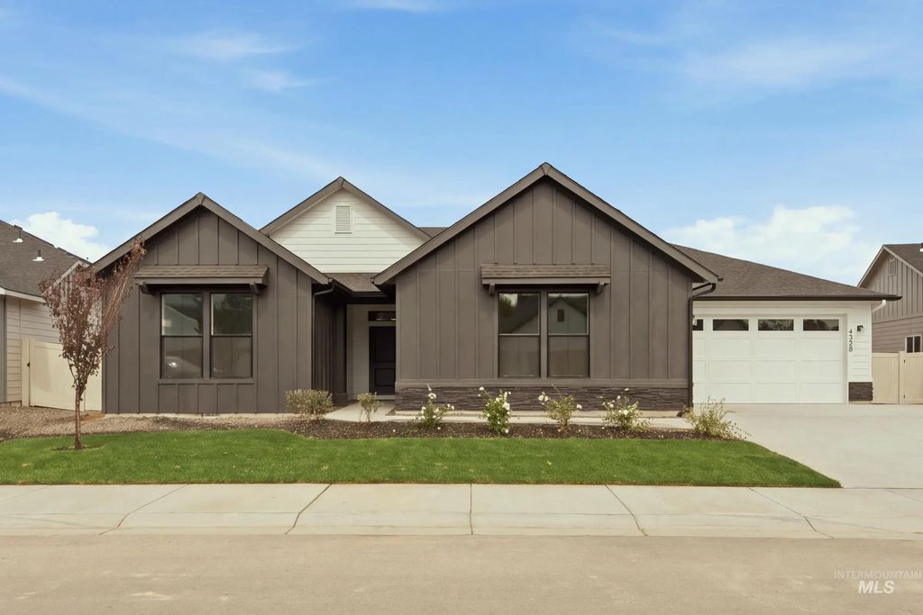 4328 E Rincon Dr, Meridian