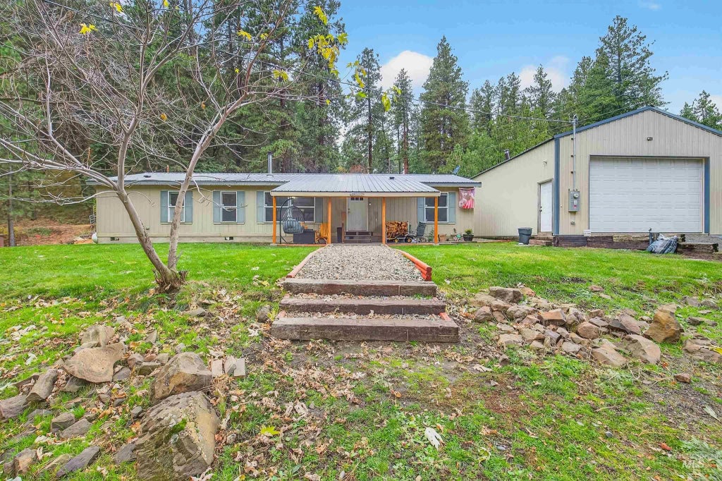 39816 Waha Glen Rd, Lewiston