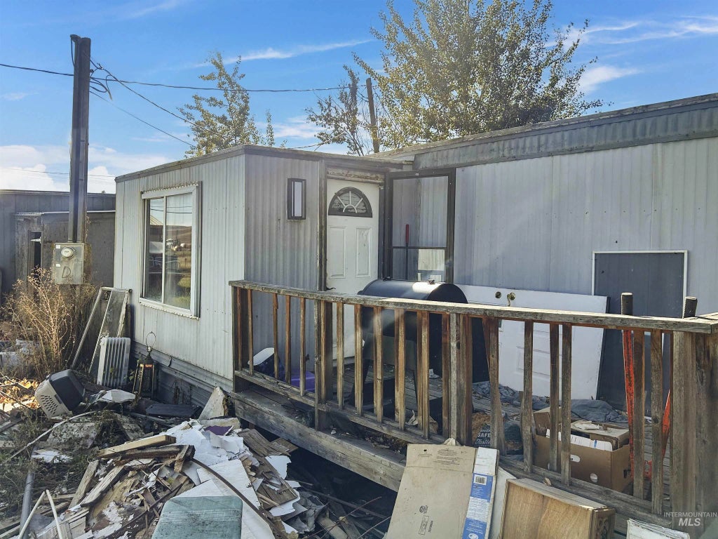 331 E Walnut St #d, Genesee