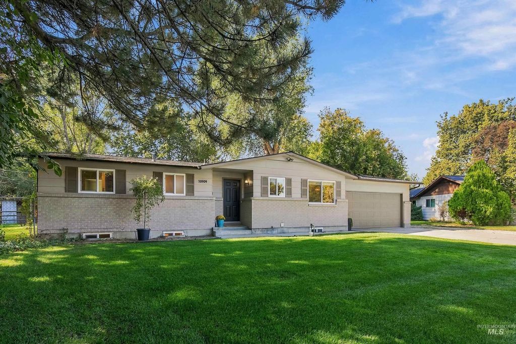 10909 W Estate Drive, Boise