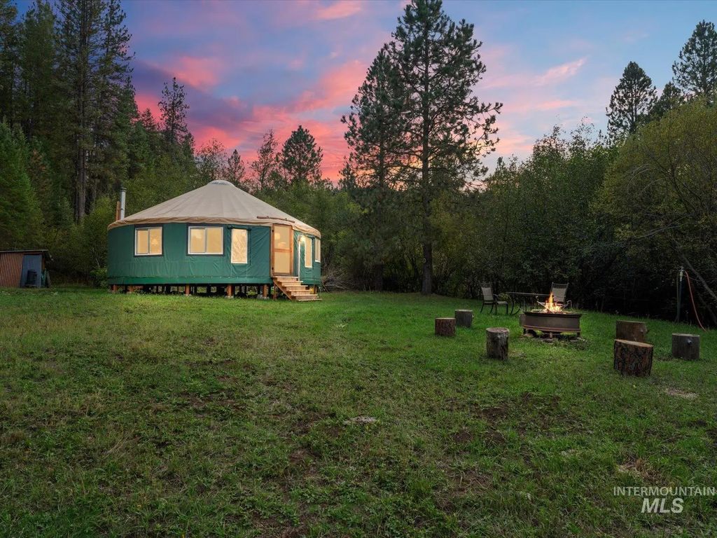 1824 Pole Creek Rd., Council