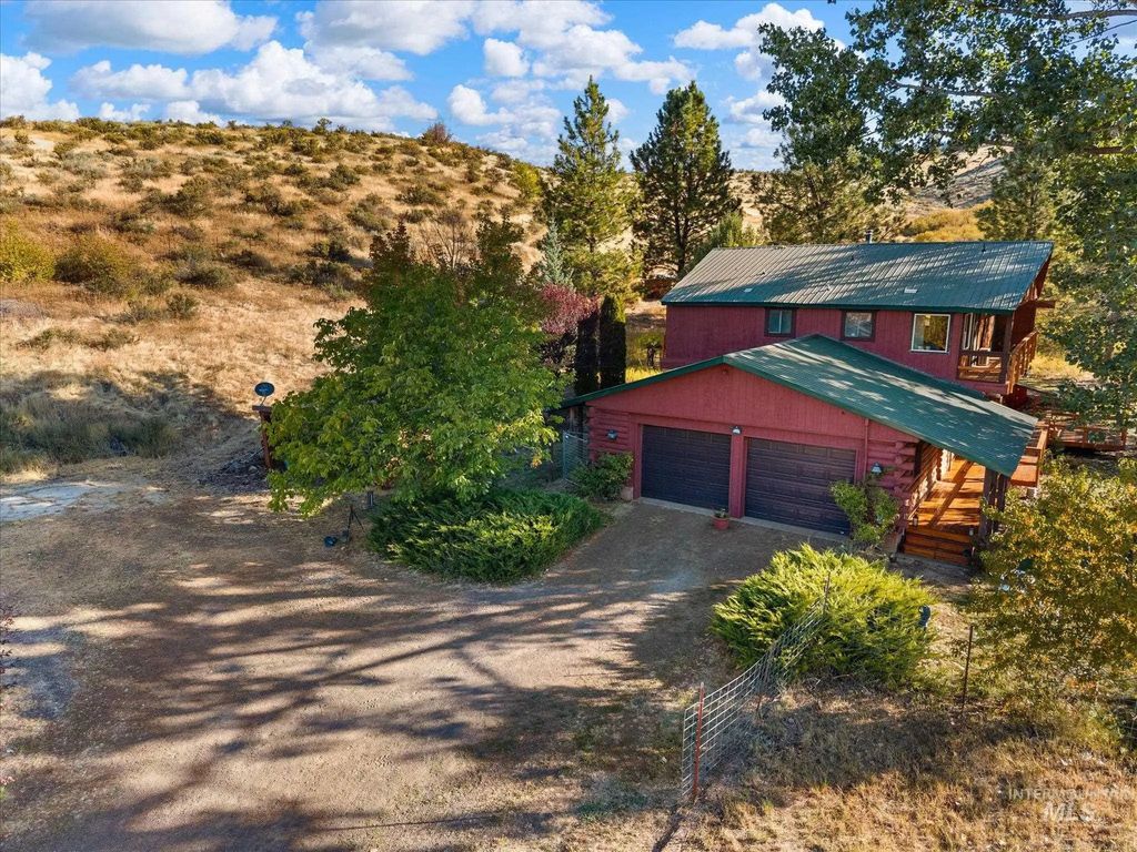 2466 Hwy 95, Council