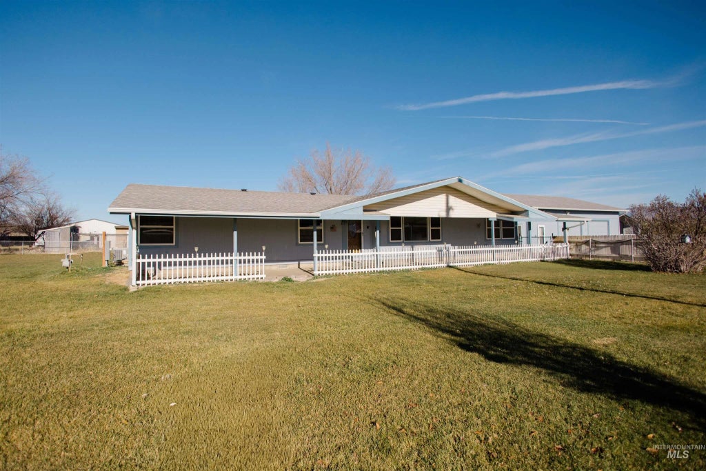 914 Ne Beaman, Mountain Home