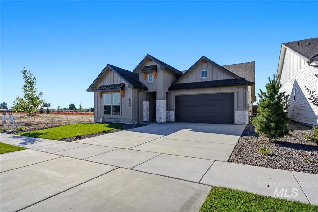 3697 S International Wy, Meridian