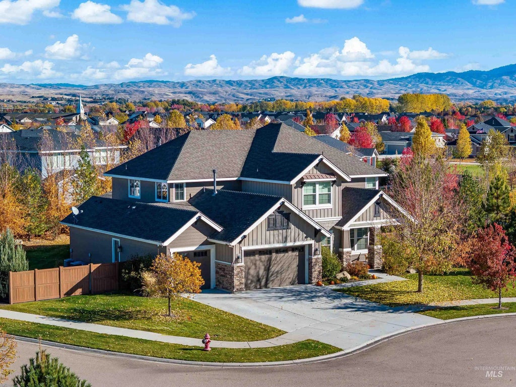 1934 N Synergy Place, Eagle