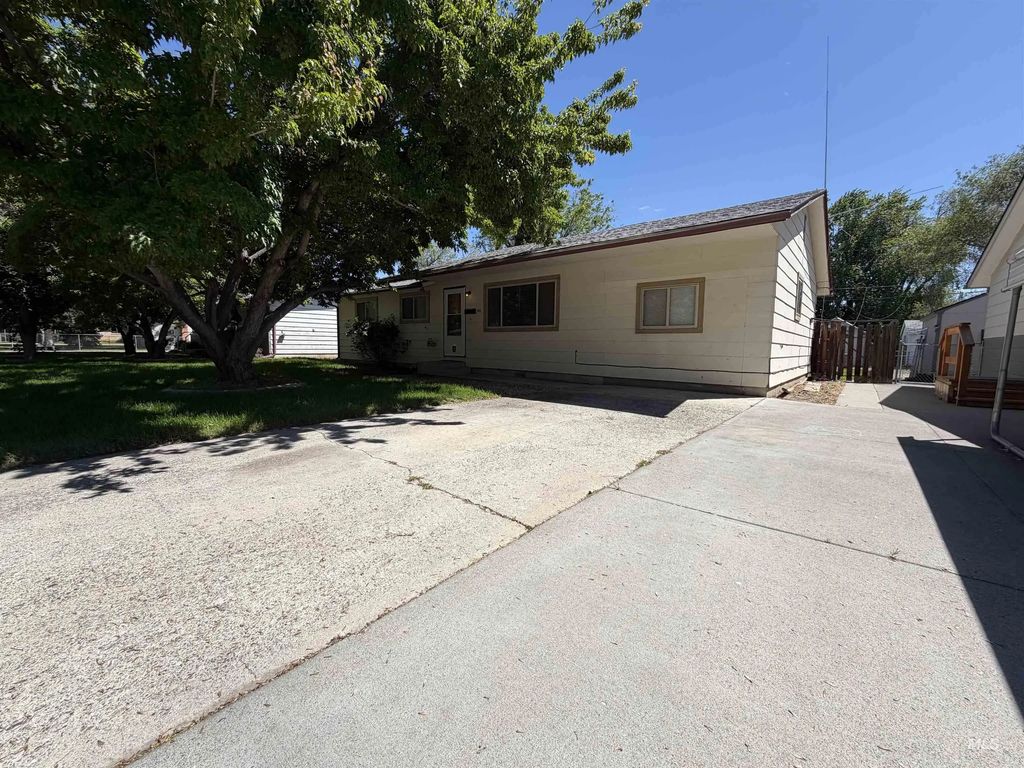 160 S 11th East, Mountain Home