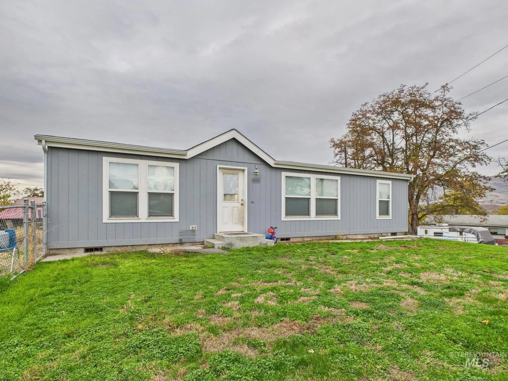 402 29th St., Lewiston