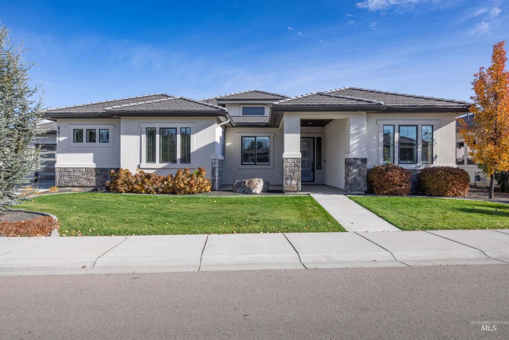 6614 N Big Cedar Way, Meridian