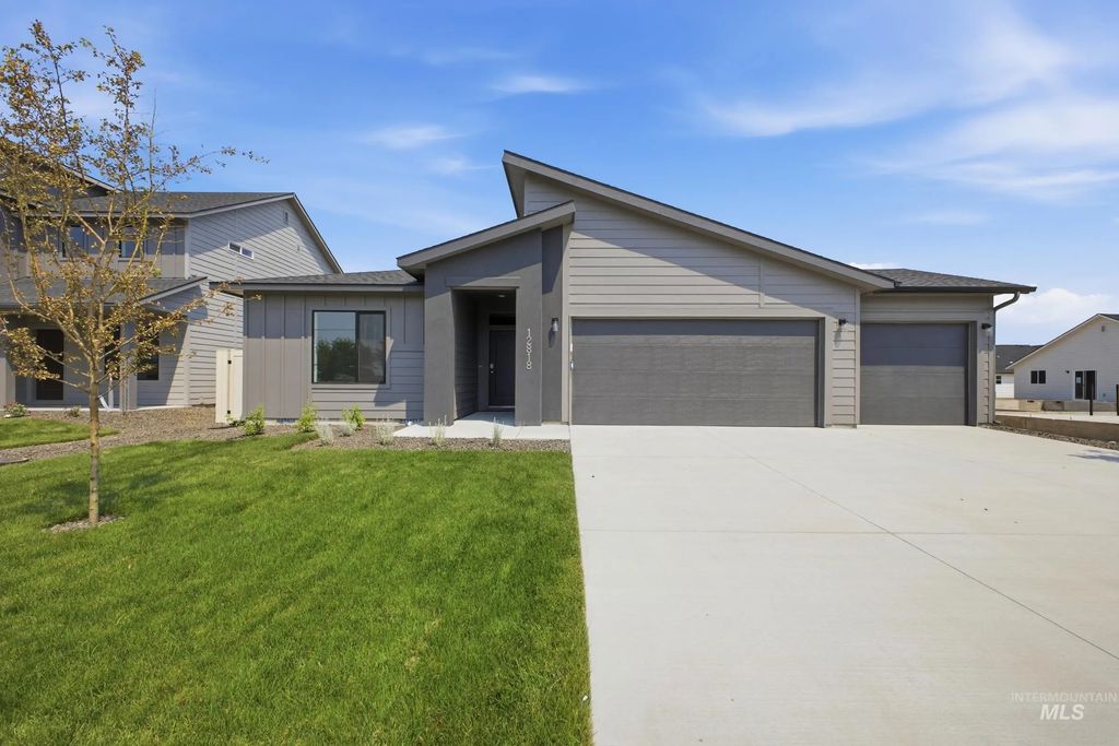 17686 N Beckwourth Ave, Nampa