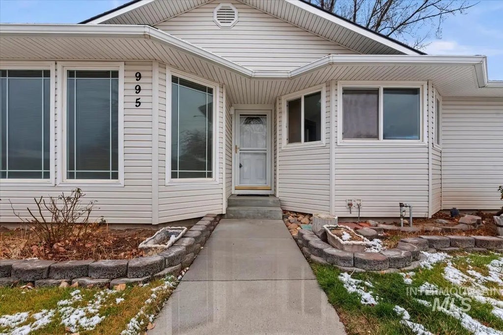 995 N 13th E., Mountain Home
