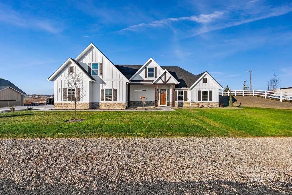 6246 Greenhill Street, Nampa