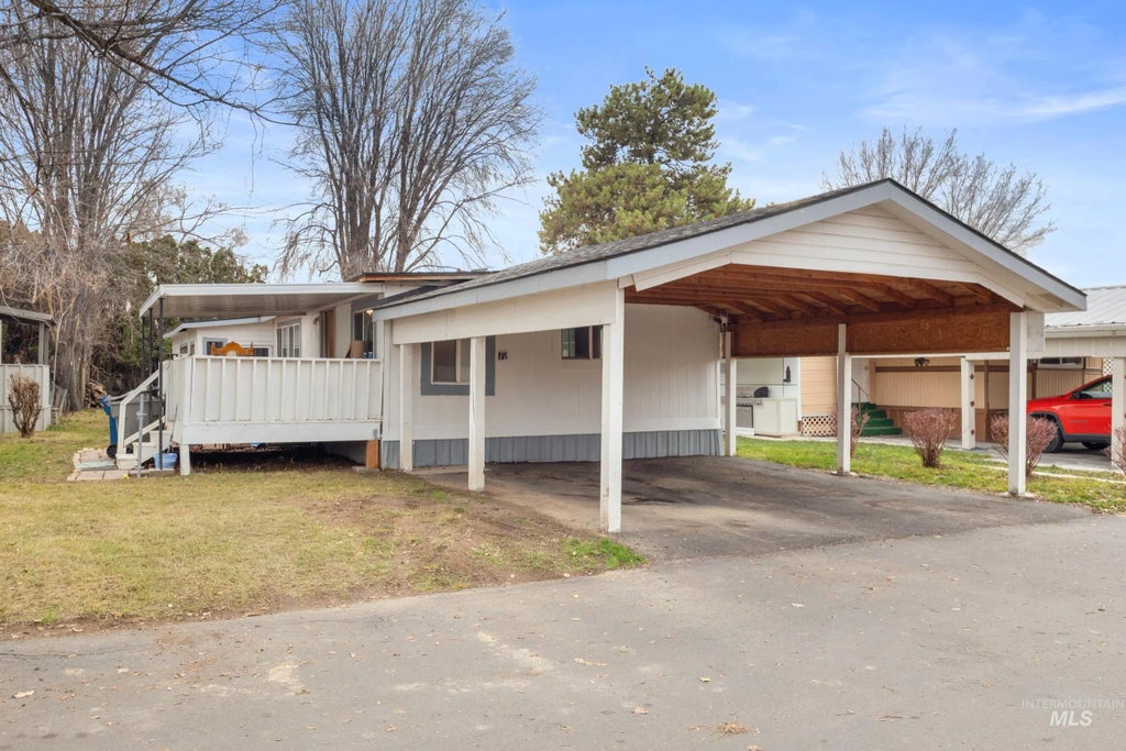 1410 W Flamingo Ave #72, Nampa