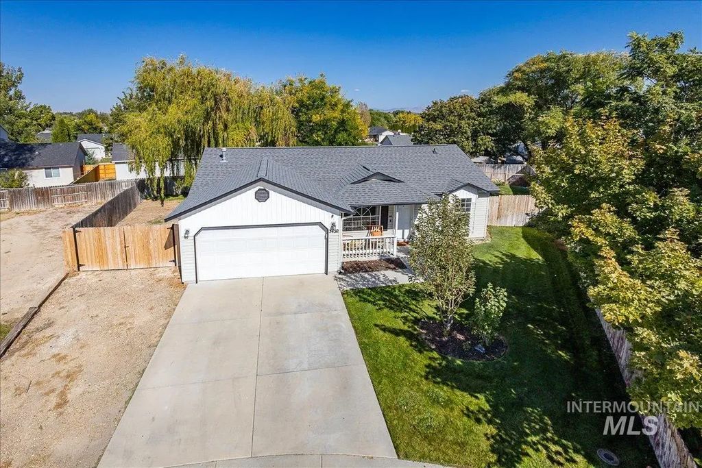 3430 Cedar Park Court, Nampa