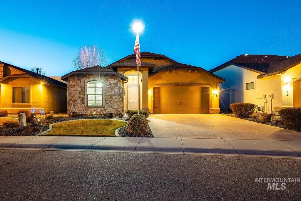 178 E Rio Colinas Dr., Meridian