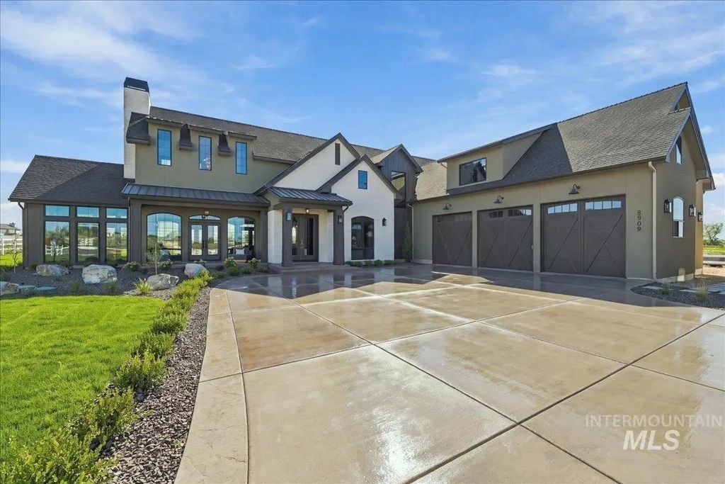 5909 E Greenhill Street, Nampa