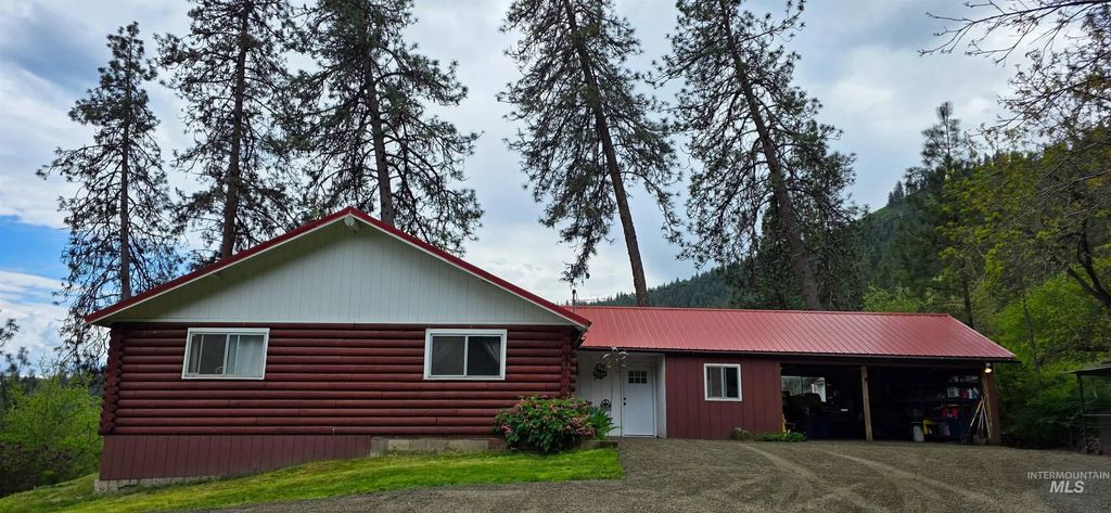 156 Rockview Dr, Kamiah