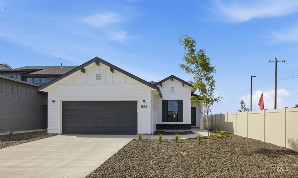 9080 W Violet St, Nampa