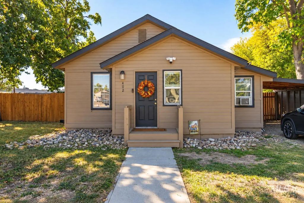 402 Sw 4th, Fruitland