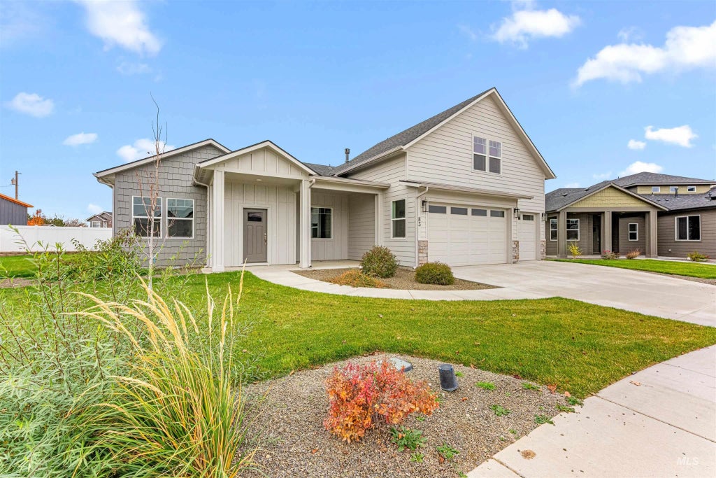 83 S Daybreak Ave, Nampa
