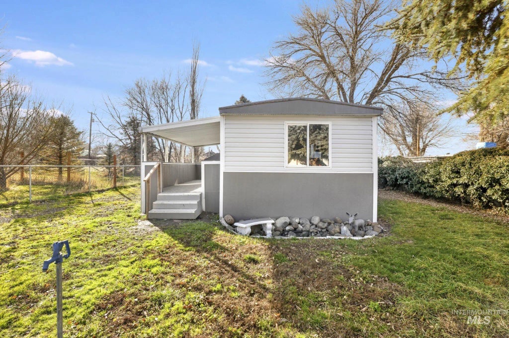 150 E Orchard, Hagerman